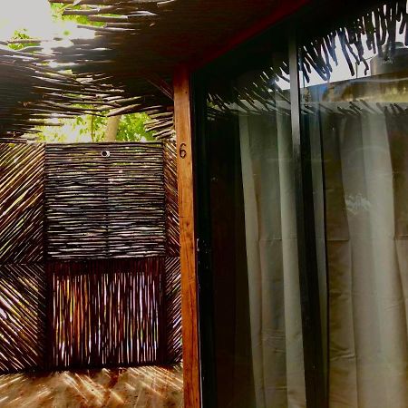 Malakai Hostel 툴룸 외부 사진